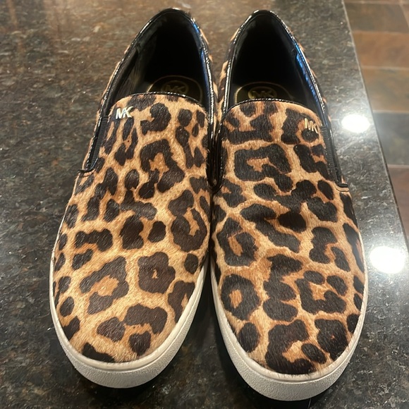 Michael Kors slip ons - Picture 3 of 4